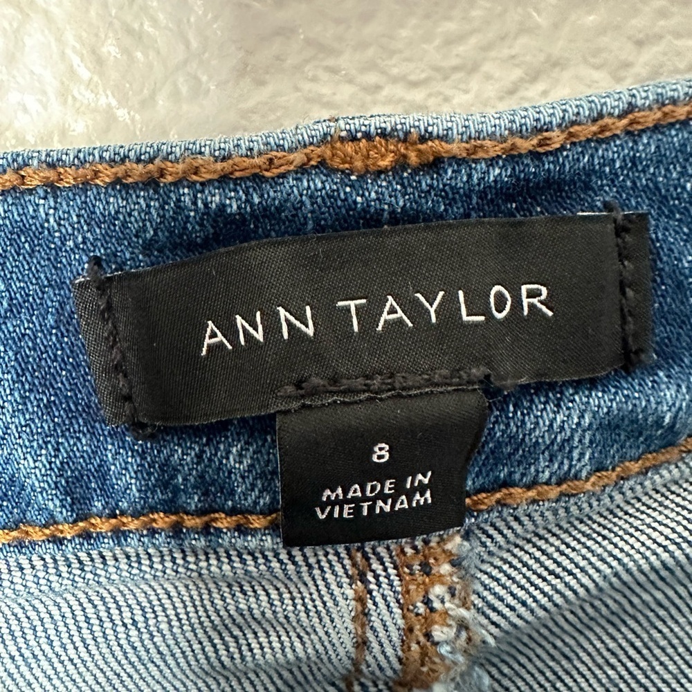 Ann Taylor Flare Jeans Women’s 8 Blue High Rise Pants - Picture 3 of 8